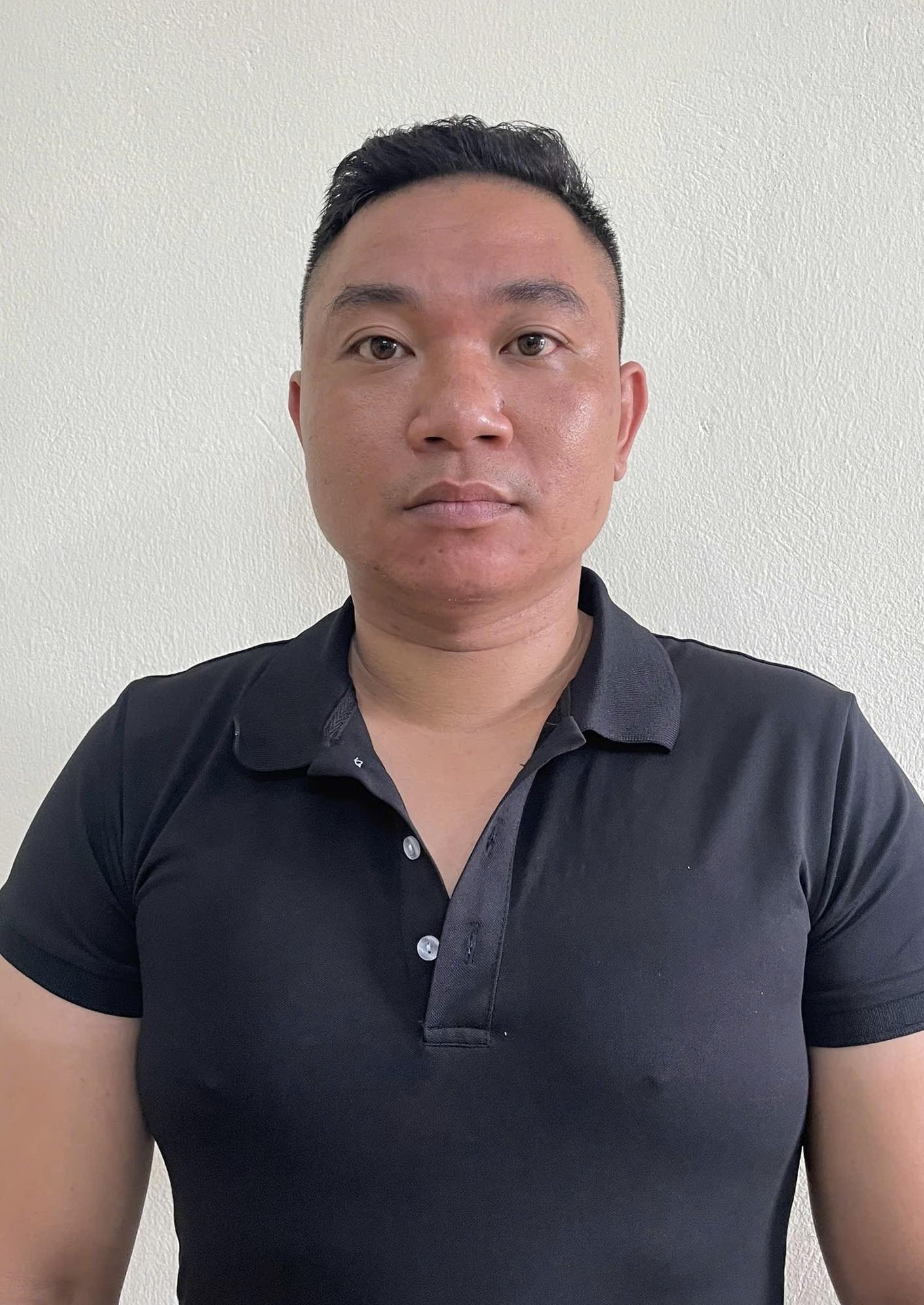 Kiểm tra phòng trọ, bắt Lê Mạnh Phúc sinh năm 1992- Ảnh 1.