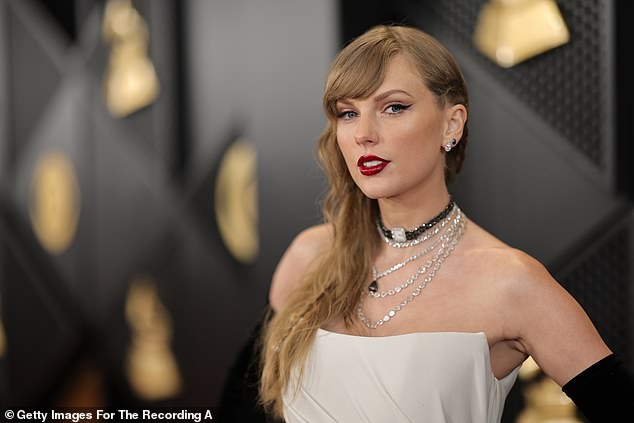 Bắt giữ người đàn ông đột nhập nhà Travis Kelce để tiếp cận Taylor Swift- Ảnh 2.