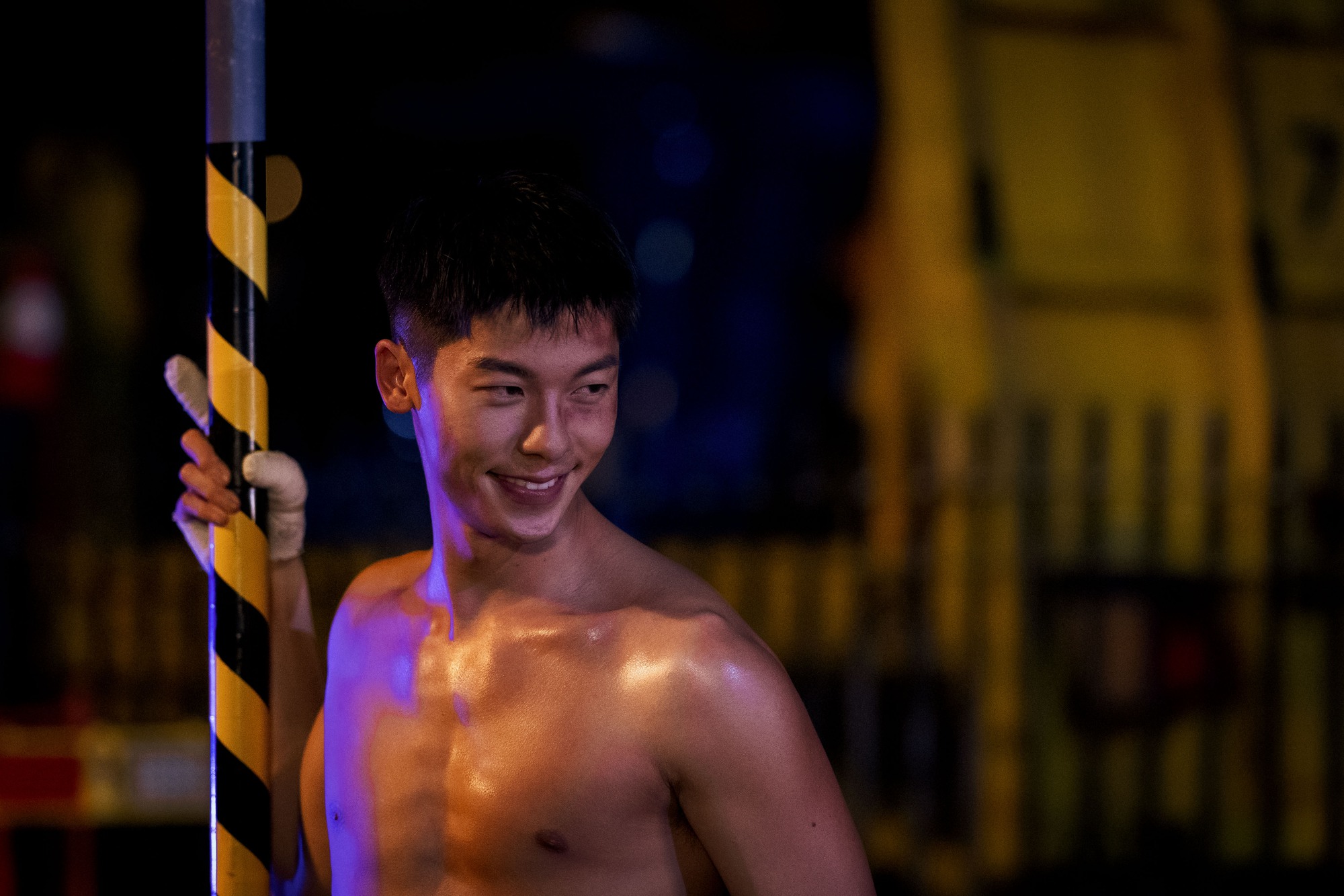 Không còn vibe thiếu niên thư sinh, Hứa Quang Hán U40 là nam thần phòng gym, body 6 múi, cơ bắp cuồn cuộn- Ảnh 2.