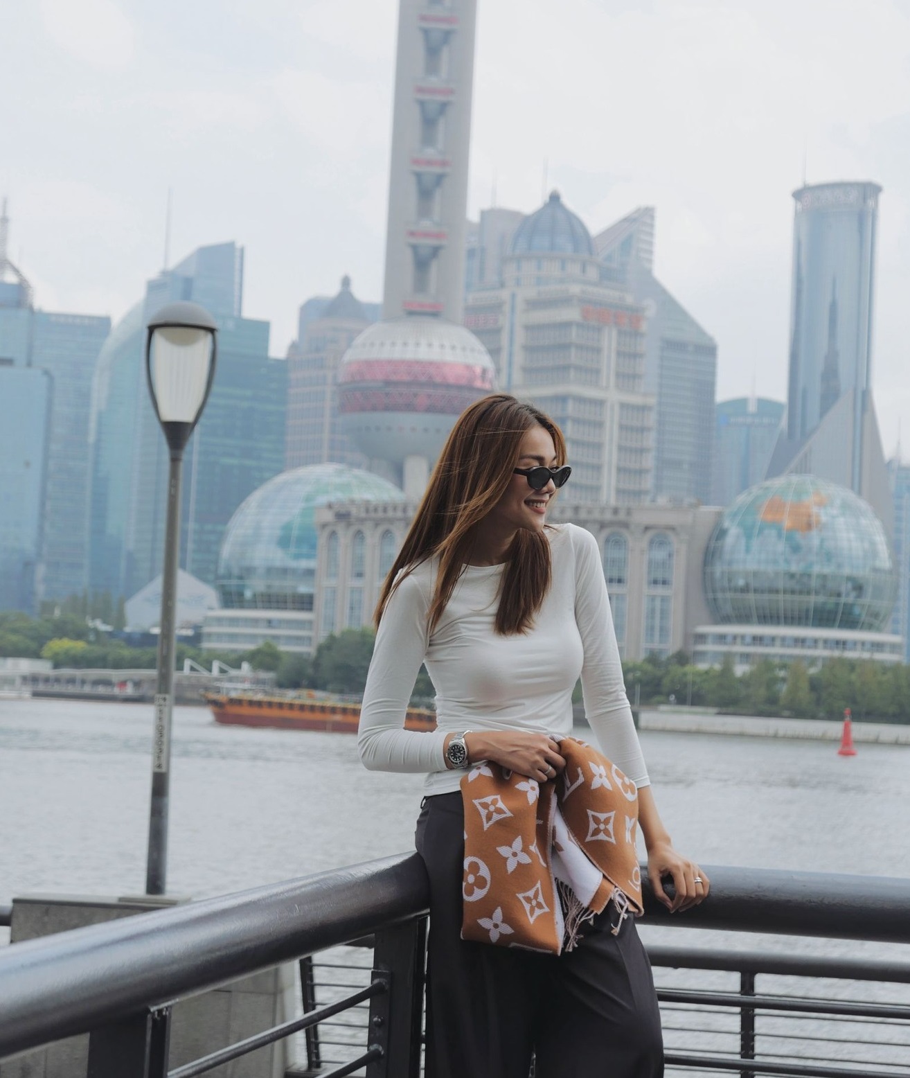 Thanh Hằng gợi ý 10 set đồ mùa thu đẹp và sang dành cho phụ nữ trên 40 tuổi- Ảnh 7.
