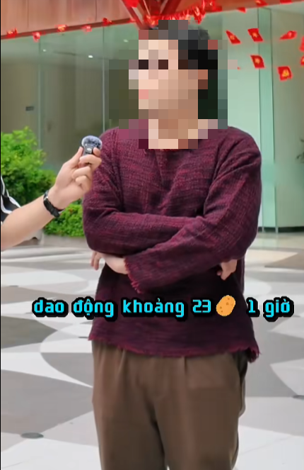 Nghề dọn tủ đồ cho giới siêu giàu kiếm 23 triệu/giờ? Nữ CEO từng 