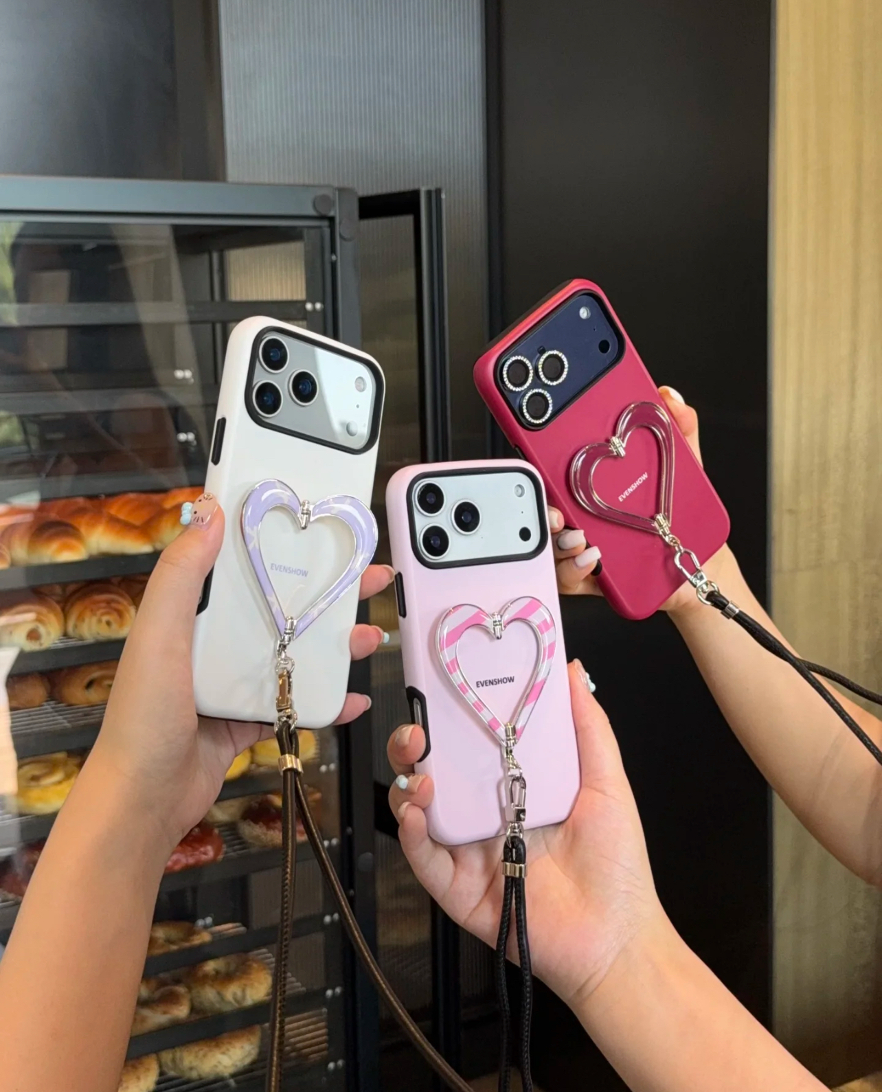 iPhone 17 vừa ra mắt, spotlight đã vội thuộc về loạt ốp và phụ kiện quá chất đi- Ảnh 13.