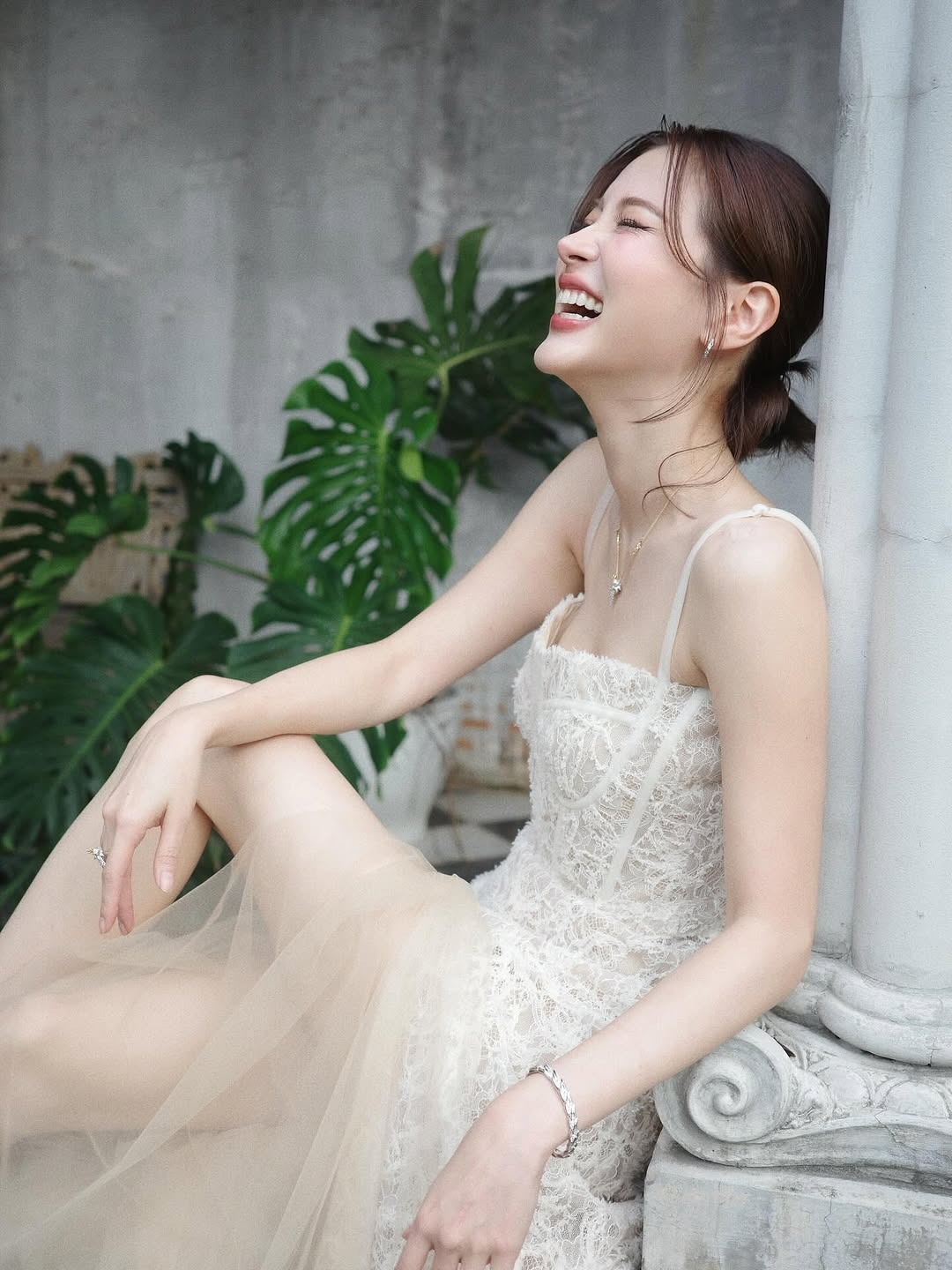 1 nụ cười của Baifern Pimchanok đủ khuynh đảo MXH, diện váy local brand Việt đẹp xé toạc thị giác!- Ảnh 5.