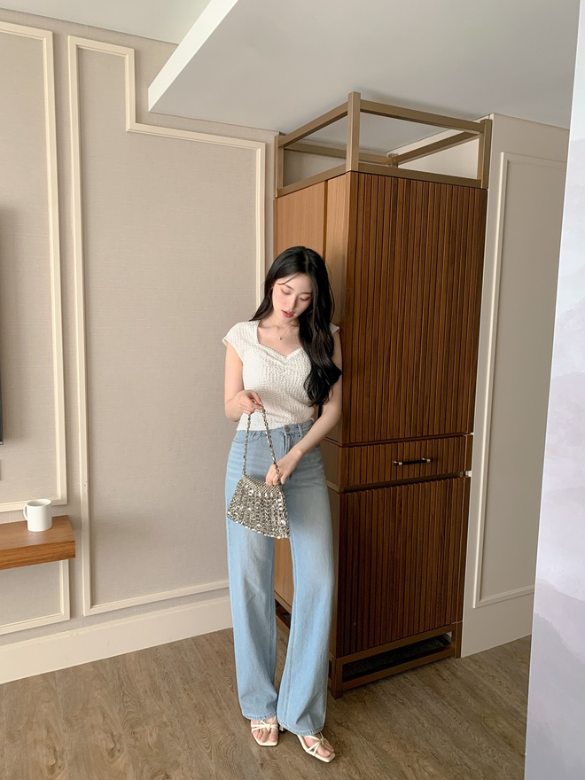 Mặc đẹp rất đơn giản khi chị em phối 5 mẫu áo basic này với quần jeans- Ảnh 12.