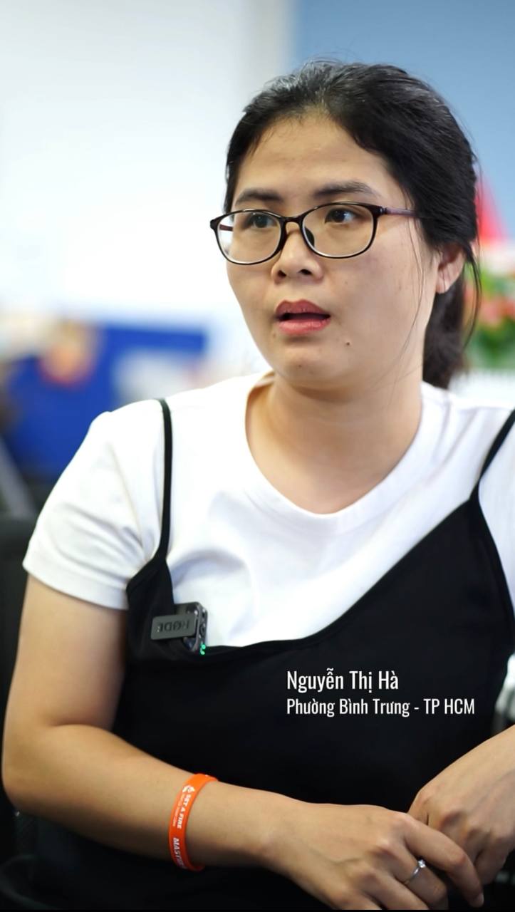 CLIP Phụ huynh TP.HCM: “Khi trẻ có hành vi bất thường, phải nhìn lại xem gia đình có vấn đề gì không?”- Ảnh 1.