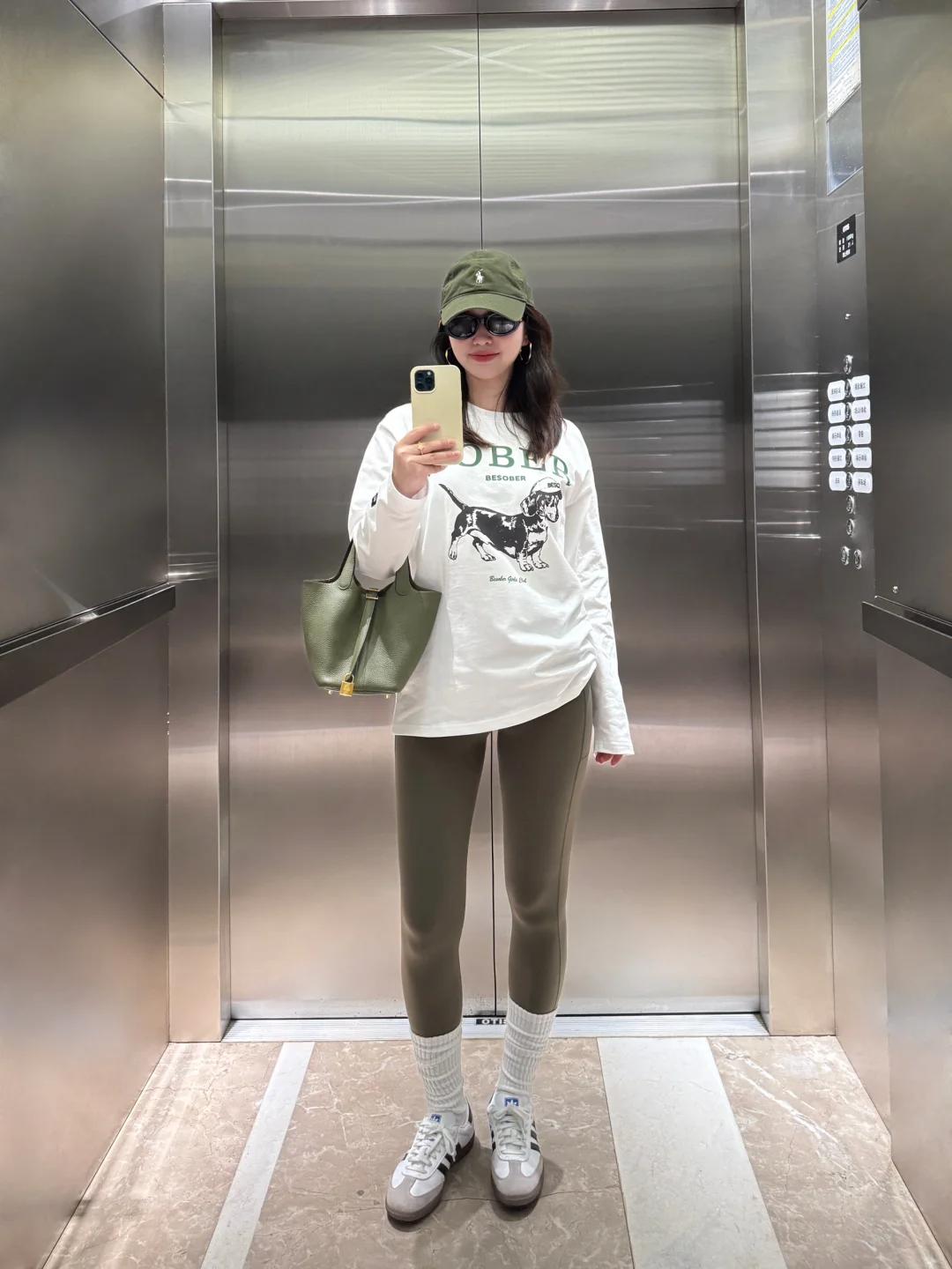 Quần legging mặc thế nào để tránh kệch cỡm, mà còn giữ trọn thần thái thời thượng- Ảnh 6.