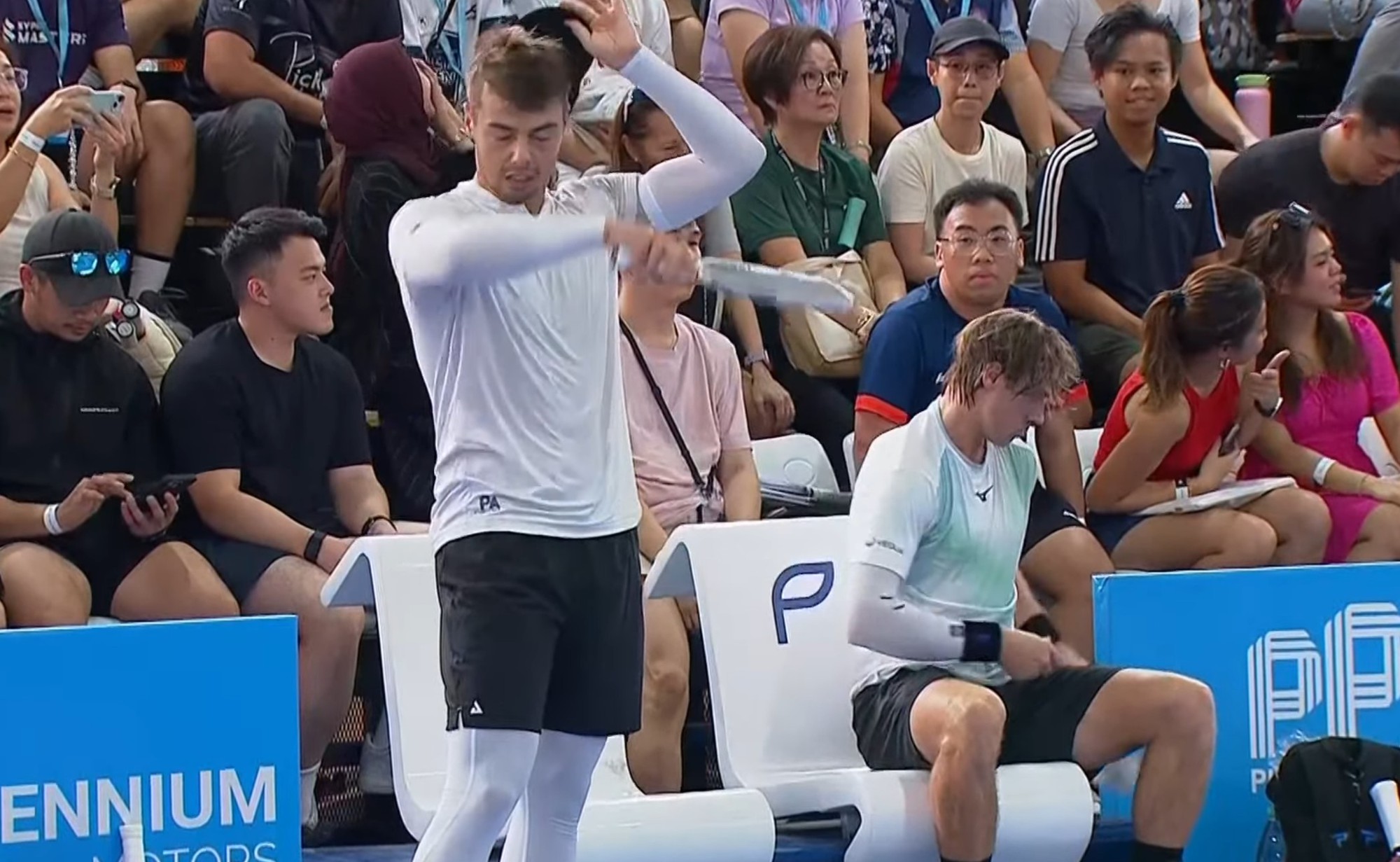 Vinh Hiển - Minh Quân đánh cho Ben Johns và top 1 Pickleball thế giới “toát mồ hôi hột”- Ảnh 2.