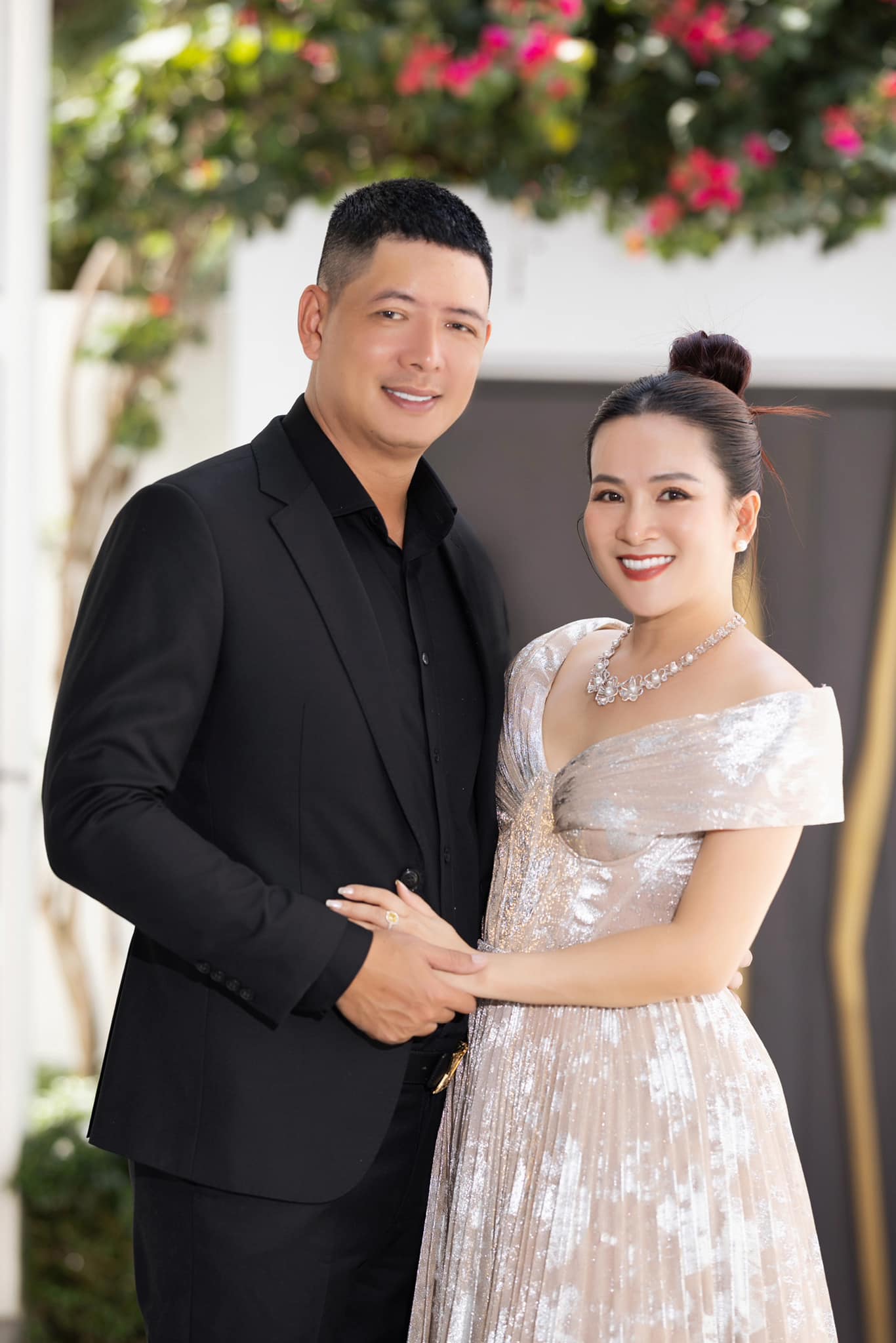 Vợ đại gia phản ứng khi 