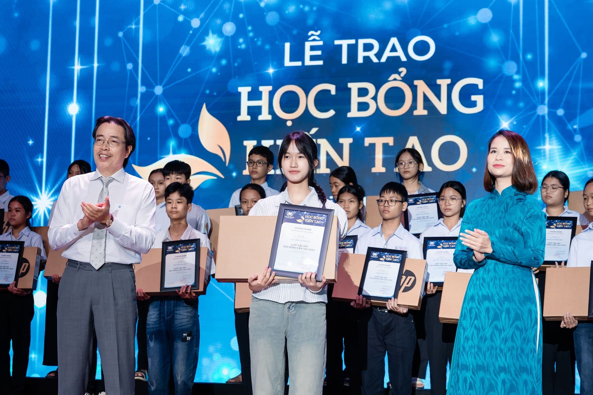 Học bổng Kiến tạo Vinschool: 5 năm tiên phong thu hẹp khoảng cách giáo dục- Ảnh 3.