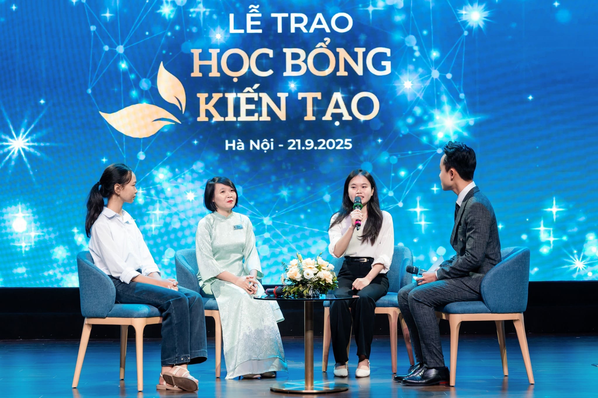 Học bổng Kiến tạo Vinschool: 5 năm tiên phong thu hẹp khoảng cách giáo dục- Ảnh 4.