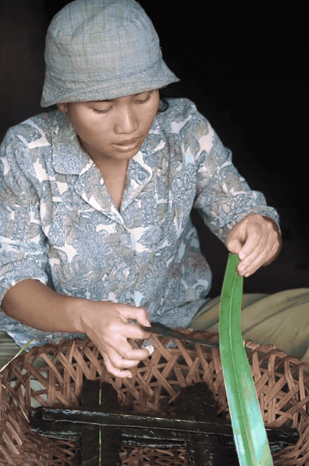 Miền Tây có món bánh khiến người ta nghe tên là 