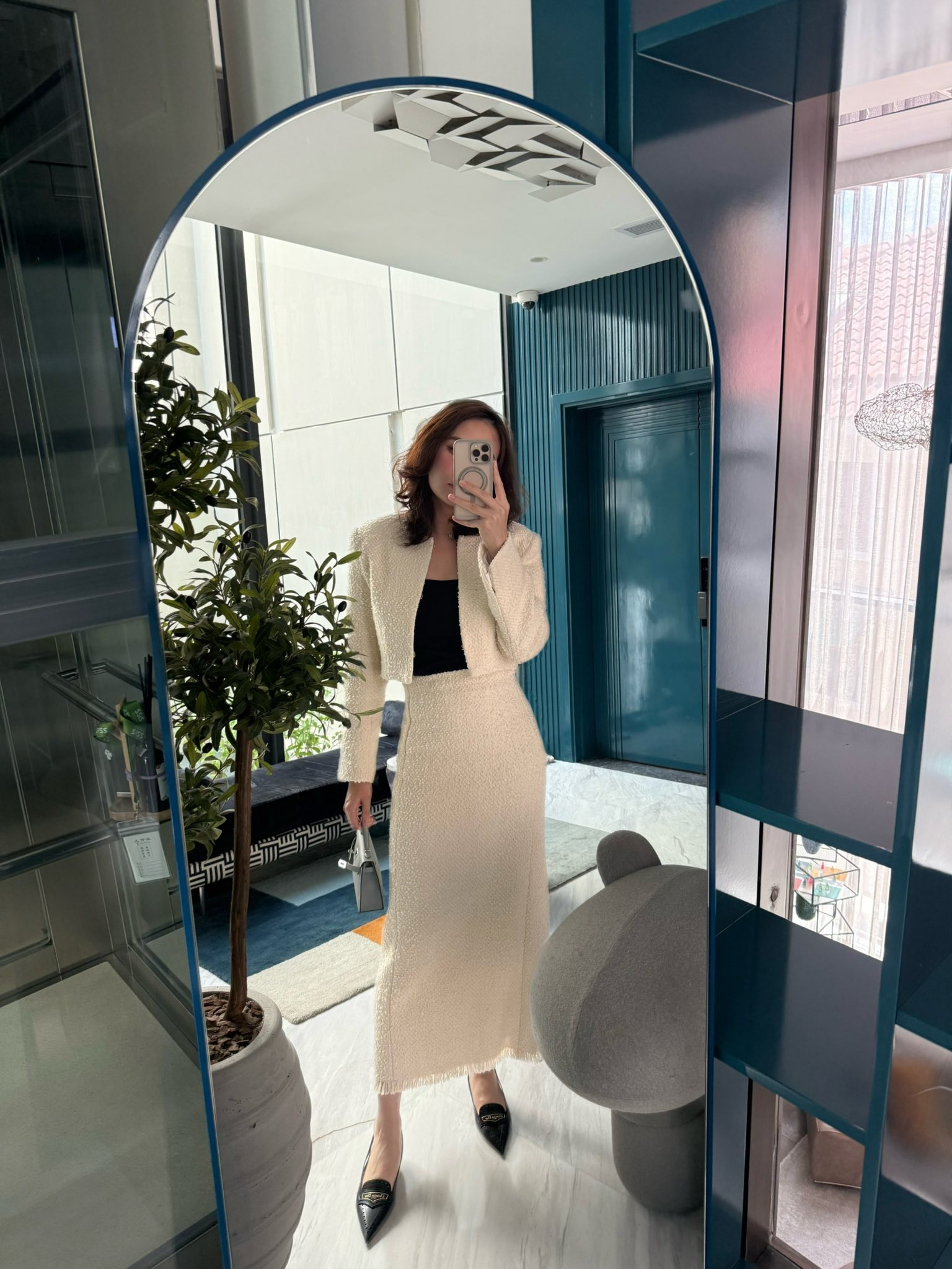Bóc tách cuộc sống thật của hội phu nhân tổng tài ở Việt Nam, làm gì có ai 