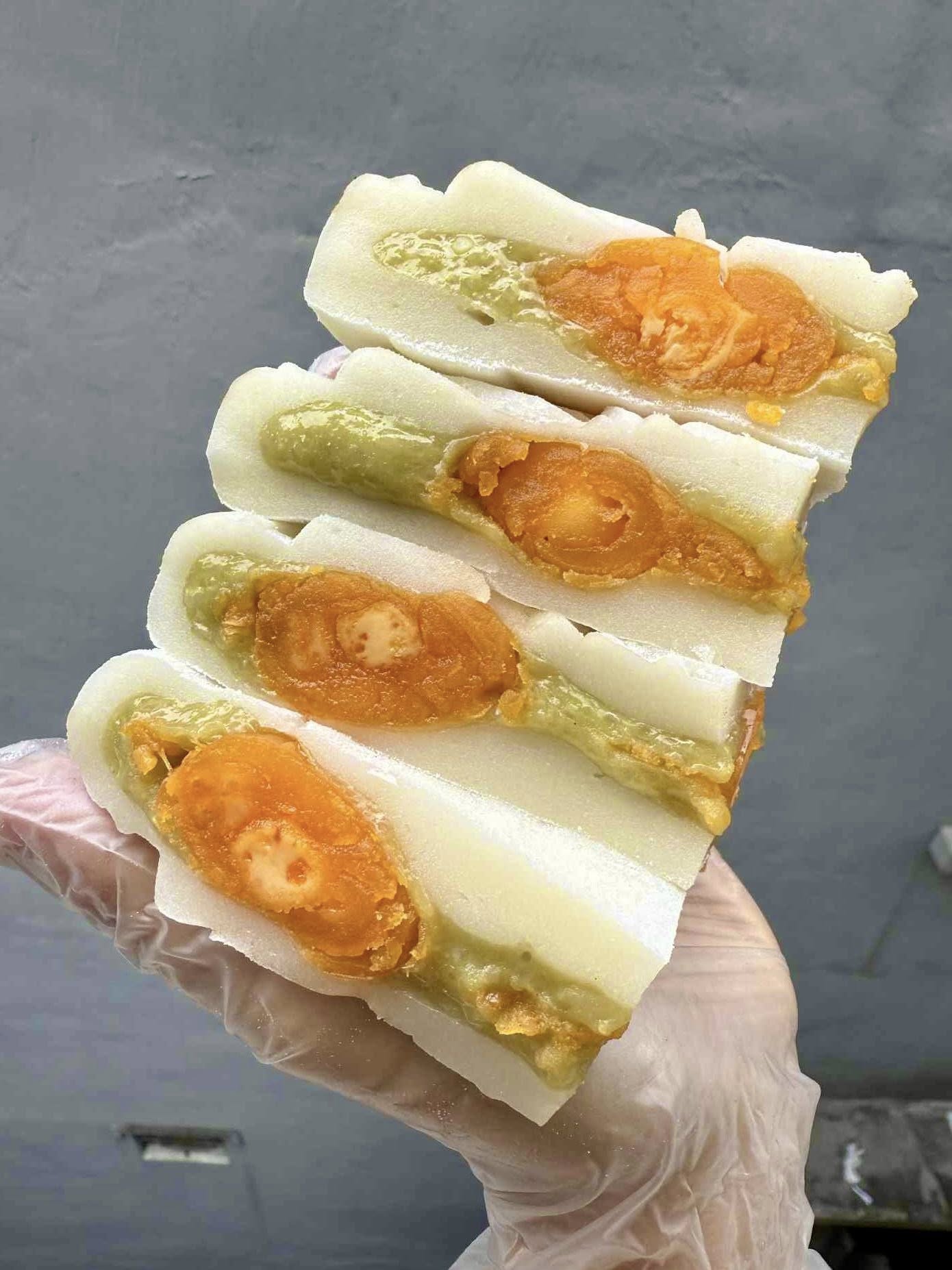 Muốn mua bánh Trung thu cốm mà ngại chen chúc xếp hàng: Đây là 3 địa chỉ đang được nhiều người truyền tai- Ảnh 8.
