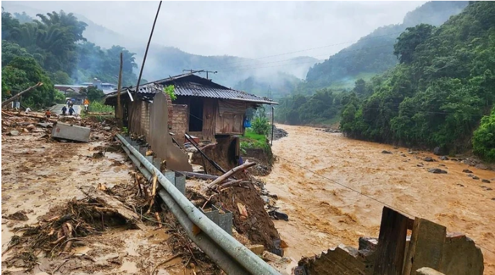 Bão số 10 Bualoi di chuyển rất nhanh, cảnh báo nóng người dân 5 tỉnh, thành phố sau- Ảnh 1.