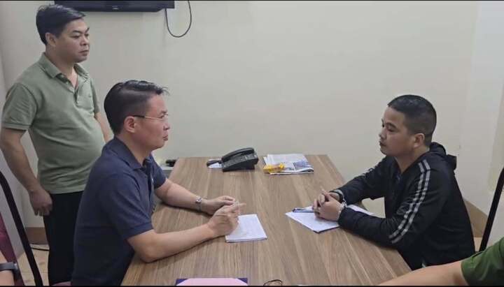 Giám đốc Công an tỉnh Phú Thọ trực tiếp lấy lời khai, điều tra án mạng 3 người tử vong- Ảnh 2.
