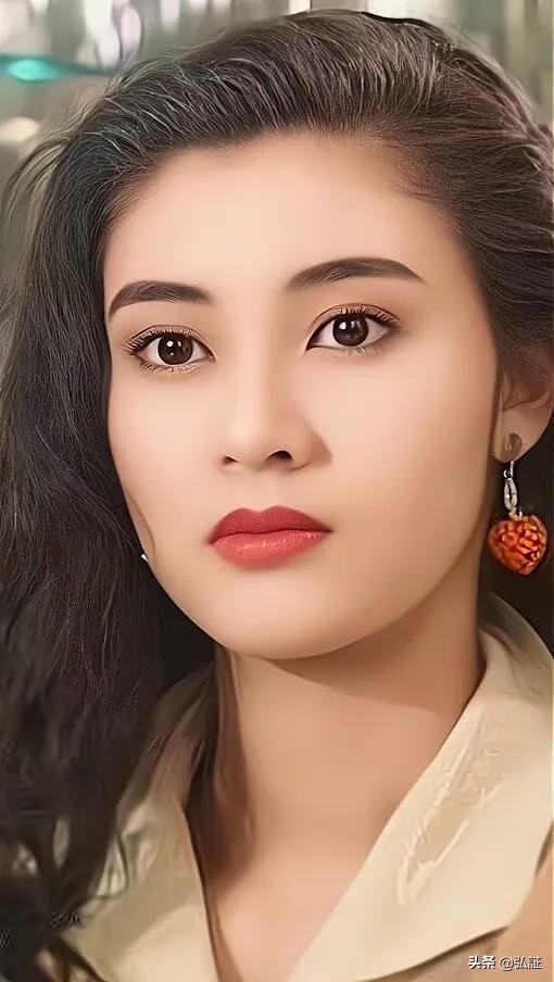 Có 1 nàng hậu 