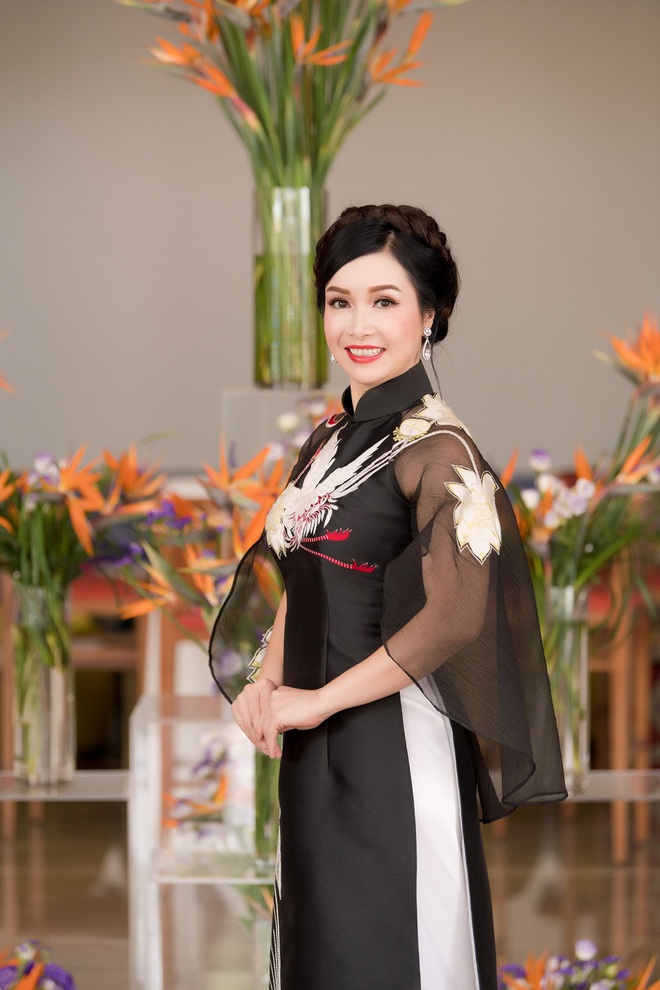 Showbiz Việt có Hoa hậu chỉ cao 1,58m: Gia thế cực khủng, sống bí ẩn bên trong biệt thự 70 tỷ- Ảnh 8.