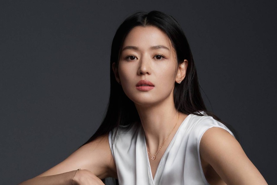 Netizen xứ Trung gọi tên 6 nữ minh tinh Hàn Quốc bị ghét nhất: Jun Ji Hyun bất ngờ đứng thứ 2, vị trí số 1 không ai tranh cãi- Ảnh 2.