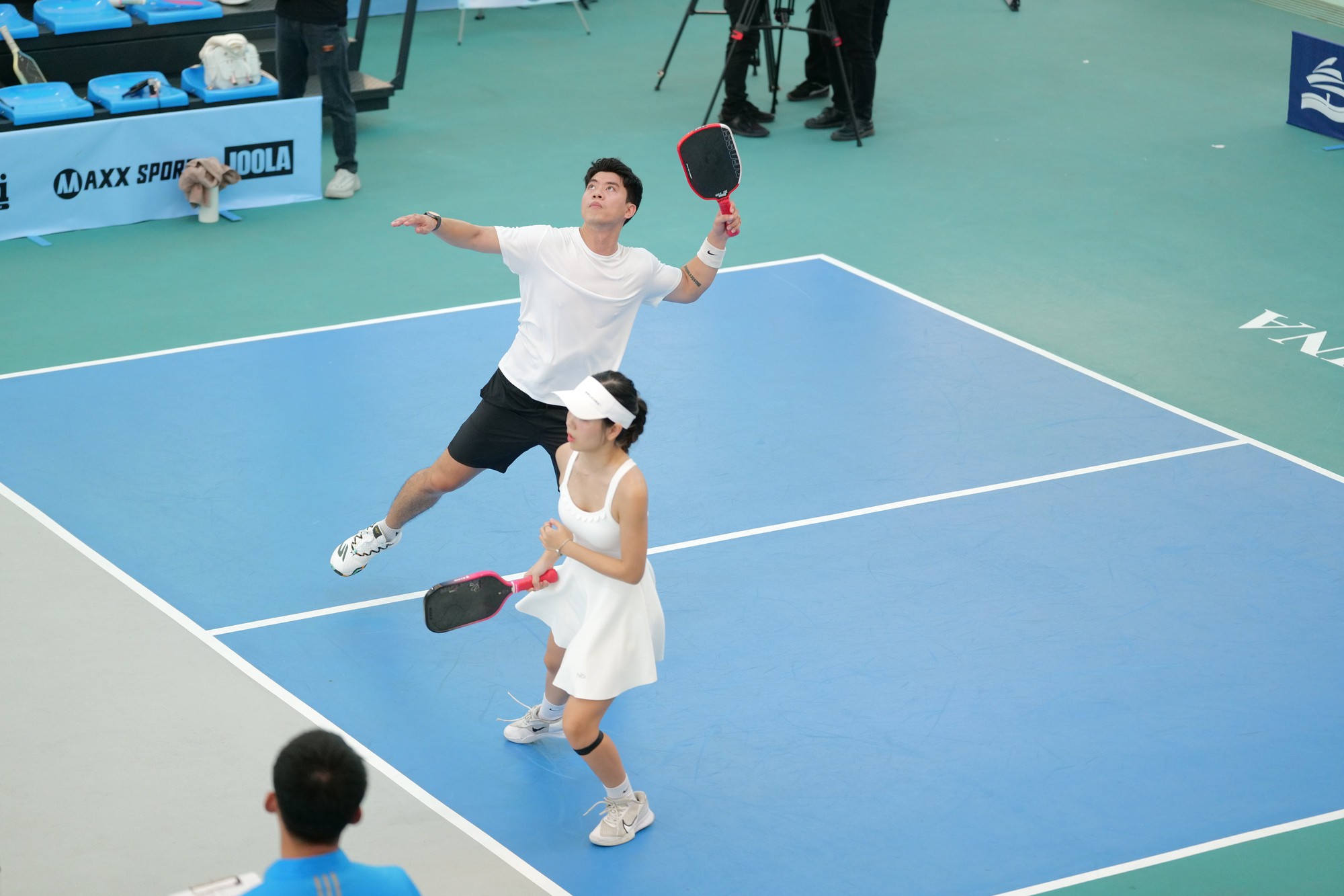 Dàn sao siêu đỉnh tại Fancy Pickleball: Mâu Thuỷ - Hồng Hạnh thi đấu bùng nổ, hội trai xinh gái đẹp vừa slay vừa đánh hay!- Ảnh 17.