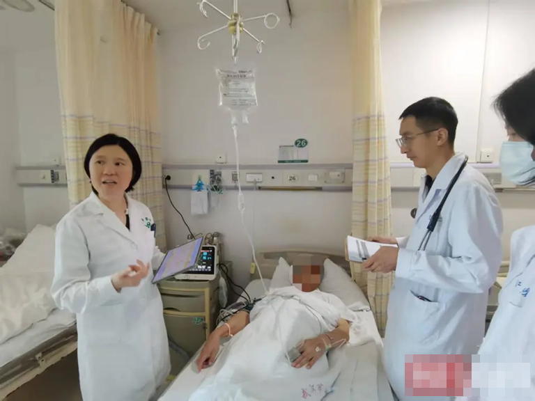 Người đàn ông suy thận sau khi ăn đĩa rau xào- Ảnh 1.