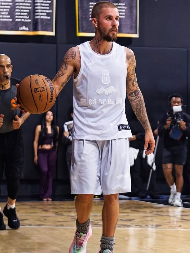 Vợ chồng Justin Bieber 