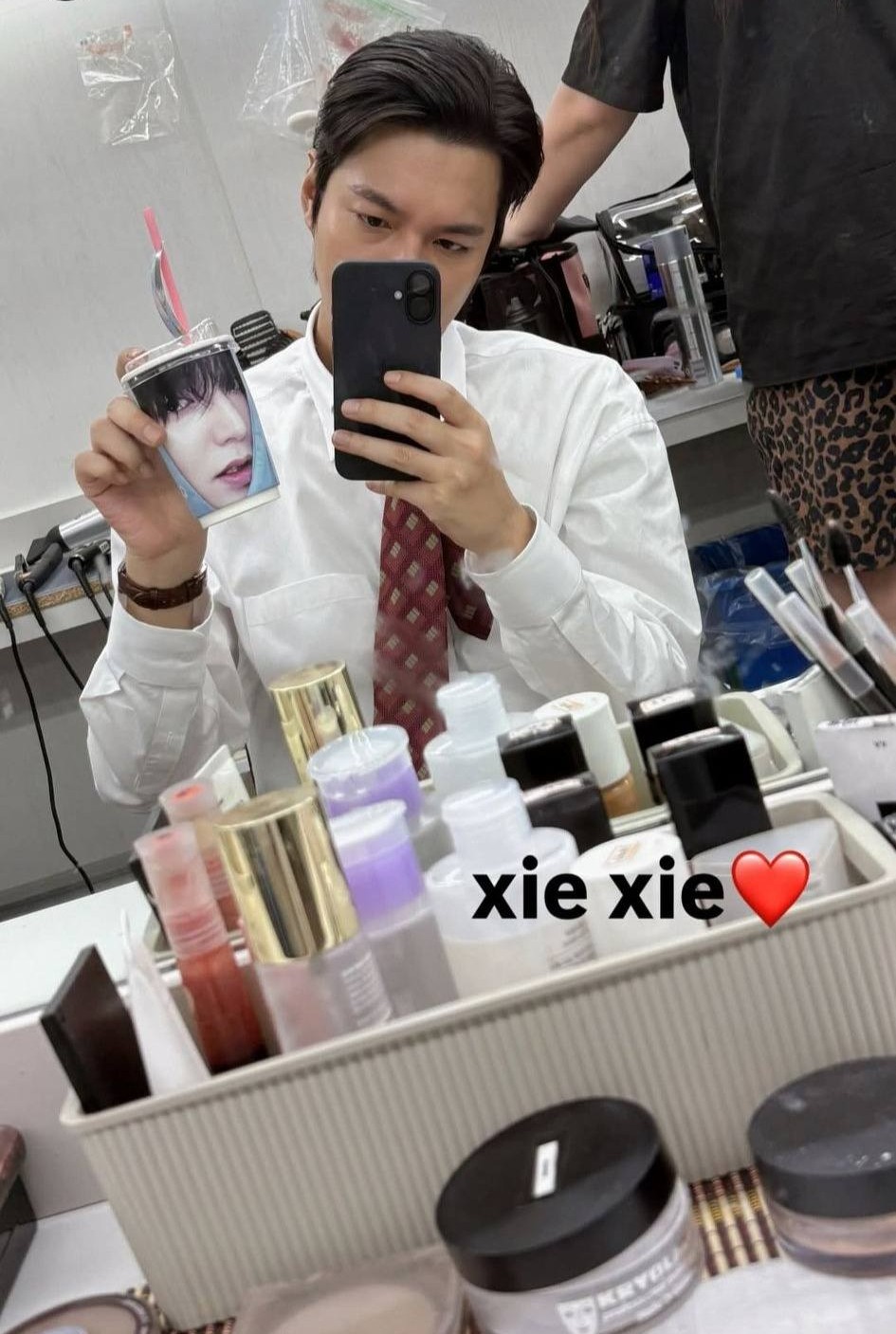 Cho tiền cũng không tin đây là Lee Min Ho- Ảnh 5.
