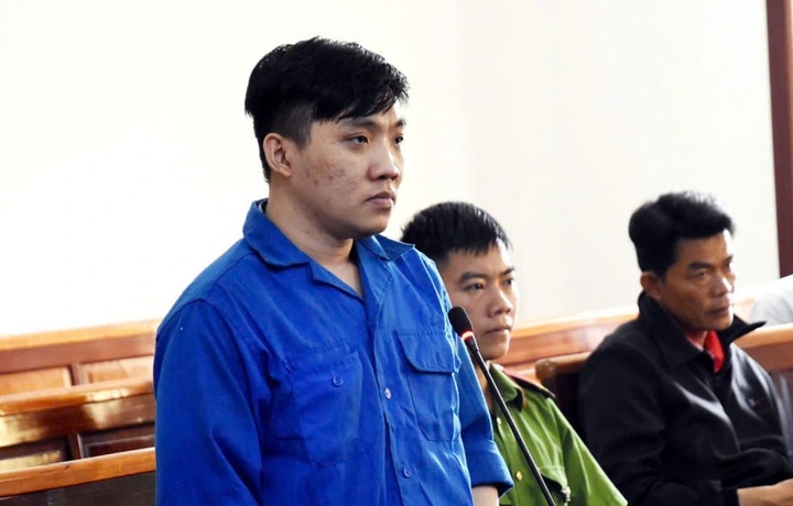 Tài xế xe tải cán 2 lần qua người đi xe máy lĩnh 2 năm 6 tháng tù- Ảnh 1.