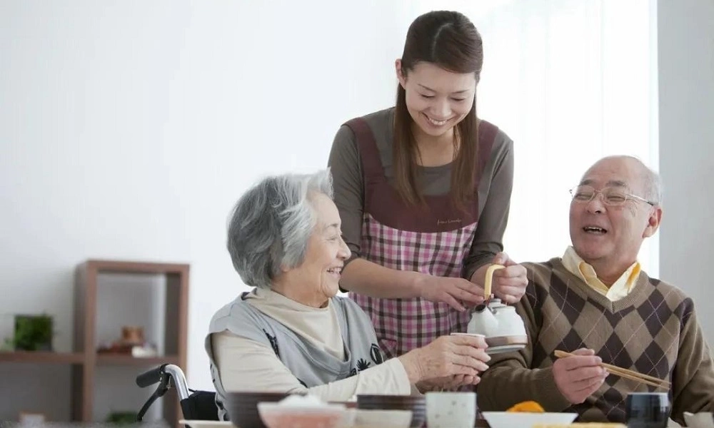 Chu cấp bố mẹ 18 triệu đồng/tháng, đến khi tôi hỏi vay mới phát hiện sự thật: Quyết định ngừng gửi tiền- Ảnh 2.