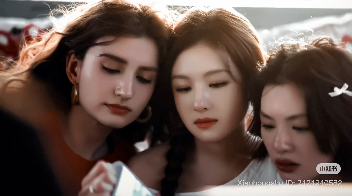 Một khi mỹ nhân này khóc là cả thế giới muốn lao vào dỗ dành: Con nhà ai mà đẹp vậy trời, 360 độ đều tuyệt đỉnh- Ảnh 4. Một khi mỹ nhân này khóc là cả thế giới muốn lao vào dỗ dành: Con nhà ai mà đẹp vậy trời, 360 độ đều tuyệt đỉnh- Ảnh 4.