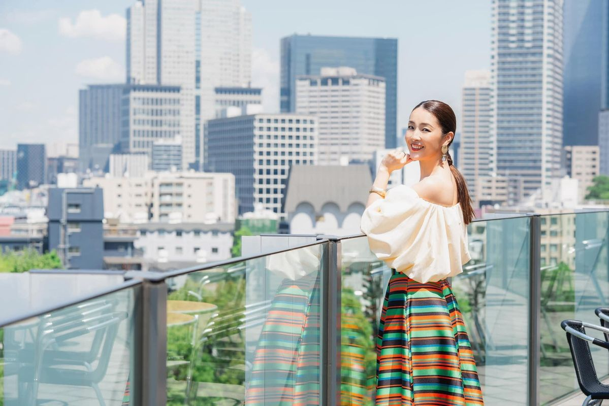 Sau khi ly hôn chồng, người phụ nữ trung niên gây sốc khi tự tay biến căn nhà thành 