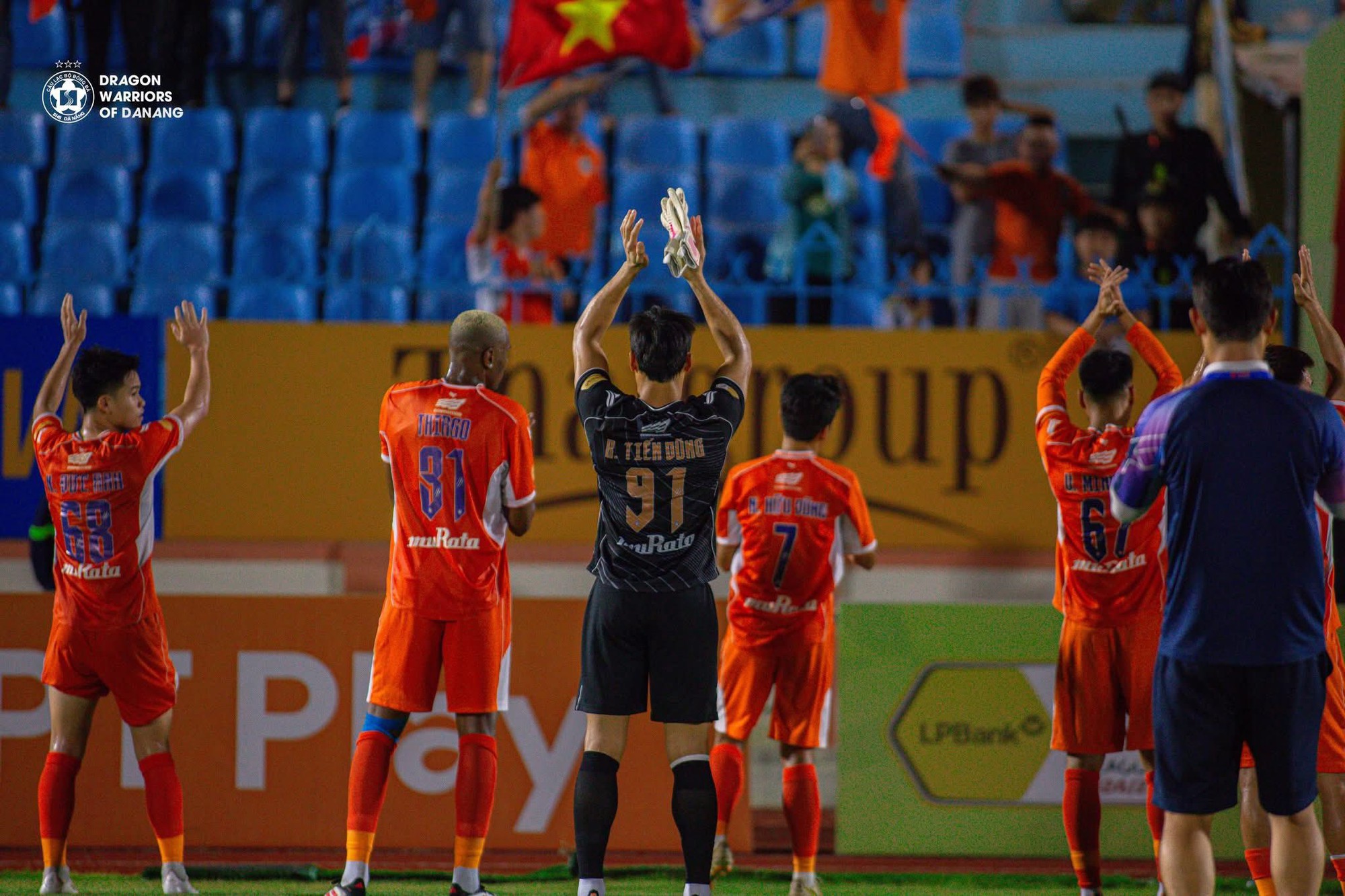 Không còn hình tượng 