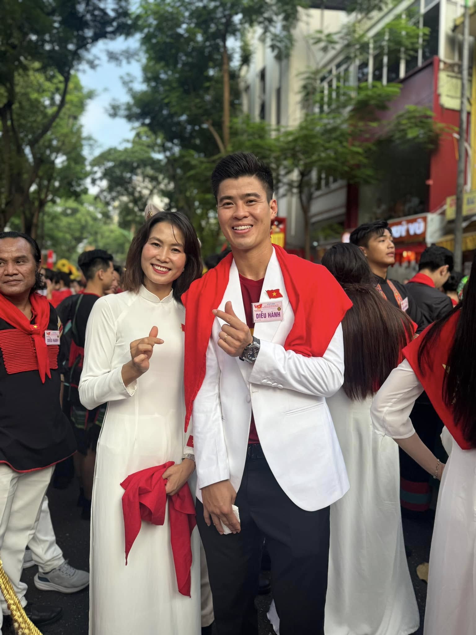 Tinh tú của thể thao Việt Nam hân hoan, tự hào giữa Quảng trường Ba Đình lịch sử ngày Đại lễ 2/9- Ảnh 9.