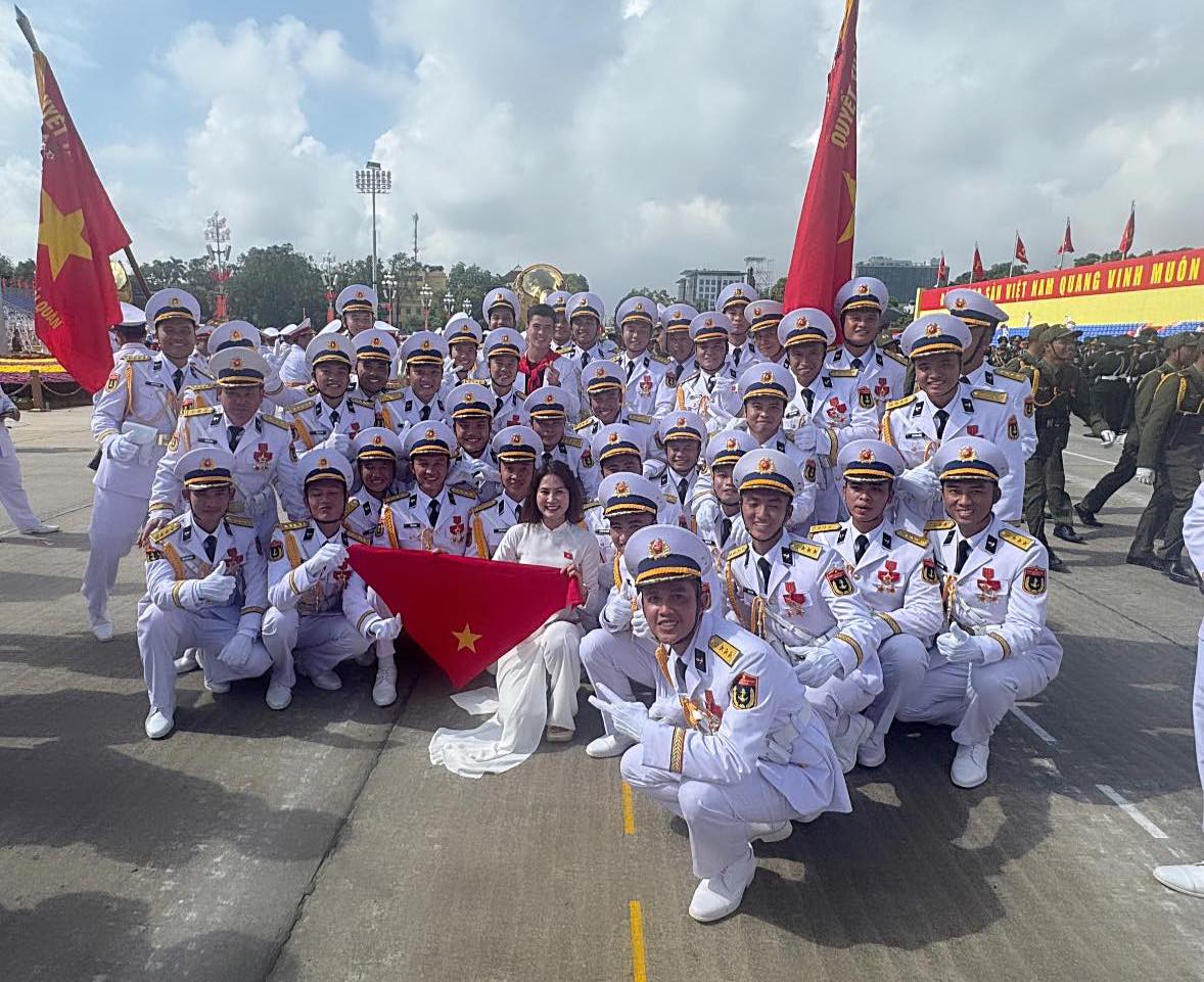 Tinh tú của thể thao Việt Nam hân hoan, tự hào giữa Quảng trường Ba Đình lịch sử ngày Đại lễ 2/9- Ảnh 12.