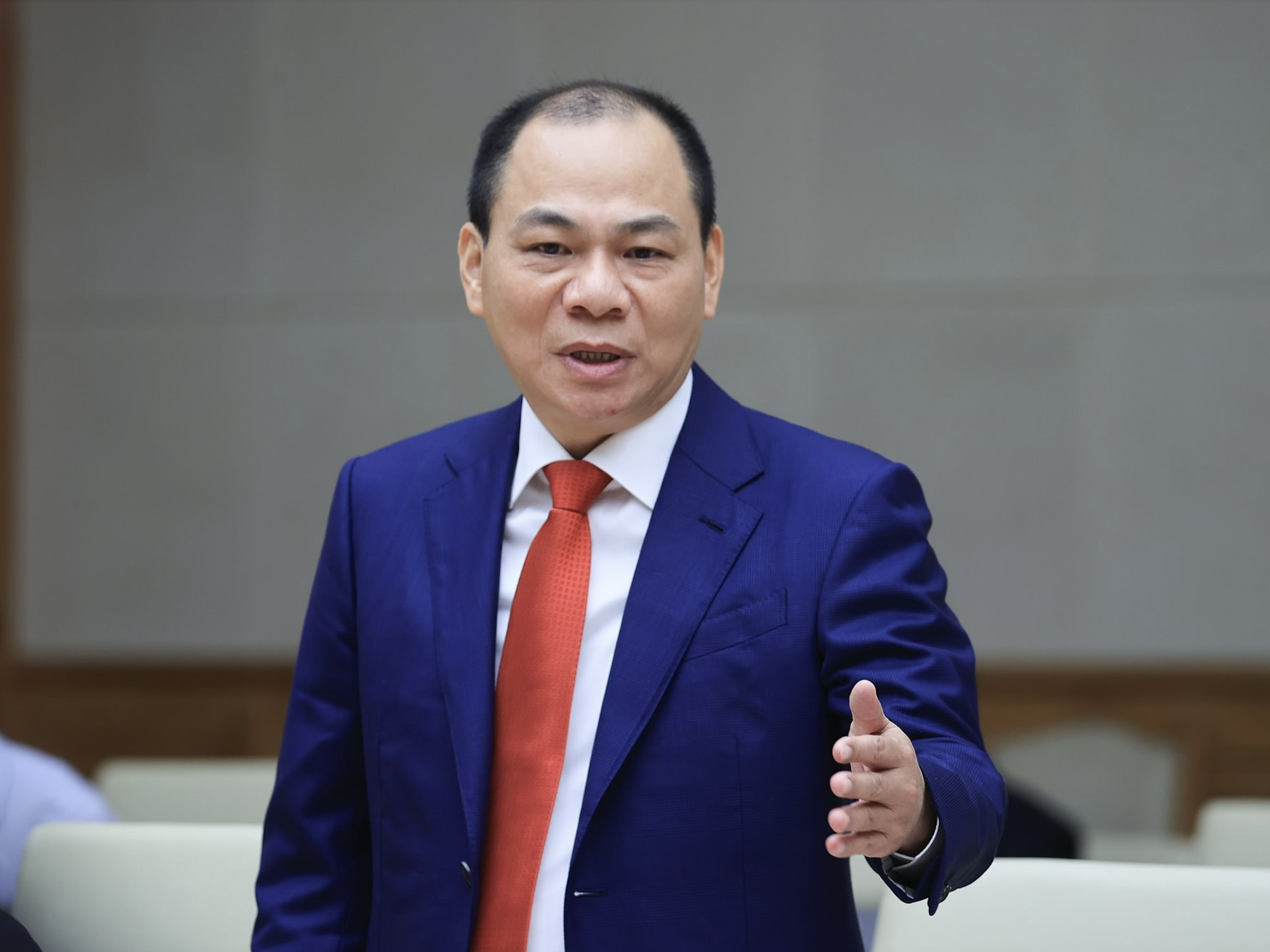 Bất ngờ với mức thu nhập của ông Phạm Nhật Vượng tại Vingroup- Ảnh 1.