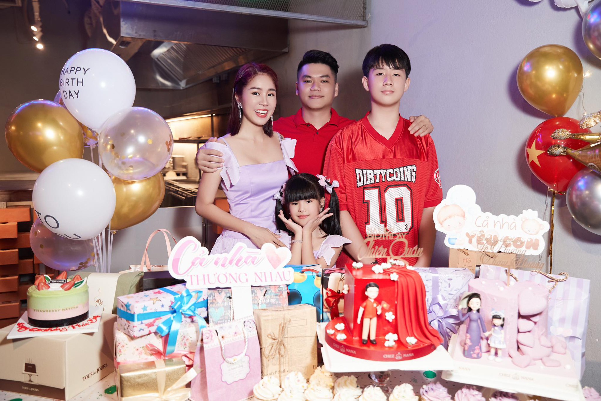 Con trai Lê Phương 14 tuổi cao gần 1,8m, visual chuẩn soái ca tương lai: Mẹ nói không bao giờ tiếc đầu tư cho con dùng món này mỗi ngày- Ảnh 2.