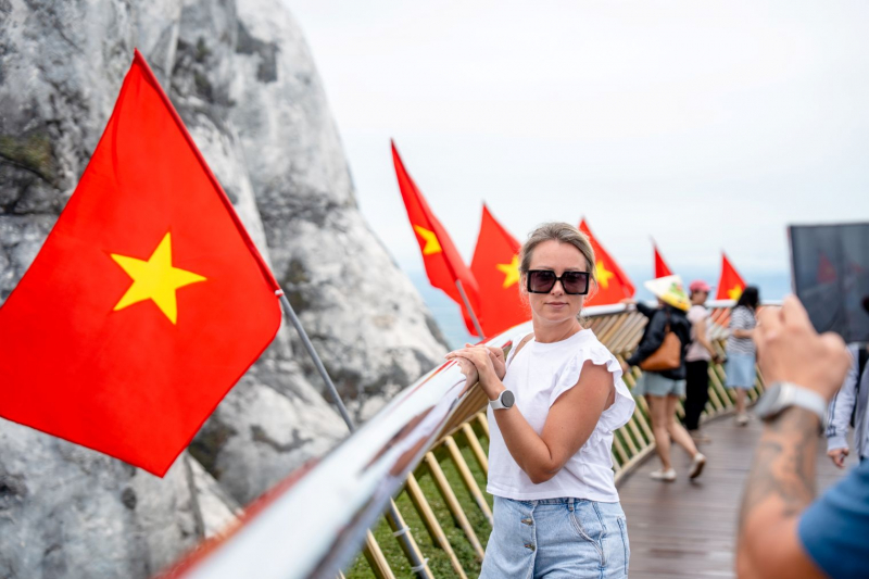 Du lịch Hà Nội ‘bùng nổ’ doanh thu trên 4,5 nghìn tỷ đồng dịp Quốc khánh 2/9, các tỉnh thành khác cùng "vượt ngưỡng"- Ảnh 3.