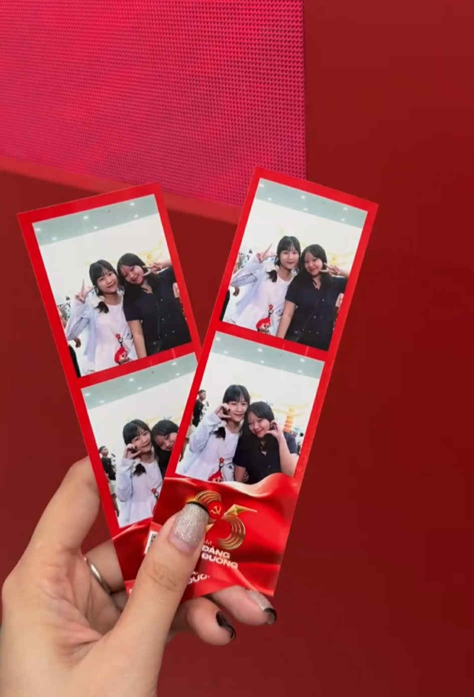 Lái ô tô từ Hải Phòng đi Hà Nội chơi lễ, gia đình 8 người chuẩn bị 80 triệu: "Tốn bao nhiêu tiền cũng không tiếc"- Ảnh 2.