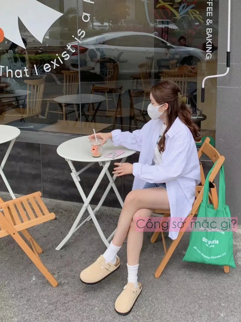 Phụ nữ 30+ n&ecirc;n bỏ qua gi&agrave;y thể thao, chọn 3 kiểu gi&agrave;y n&agrave;y để n&acirc;ng tầm phong th&aacute;i!- Ảnh 10.