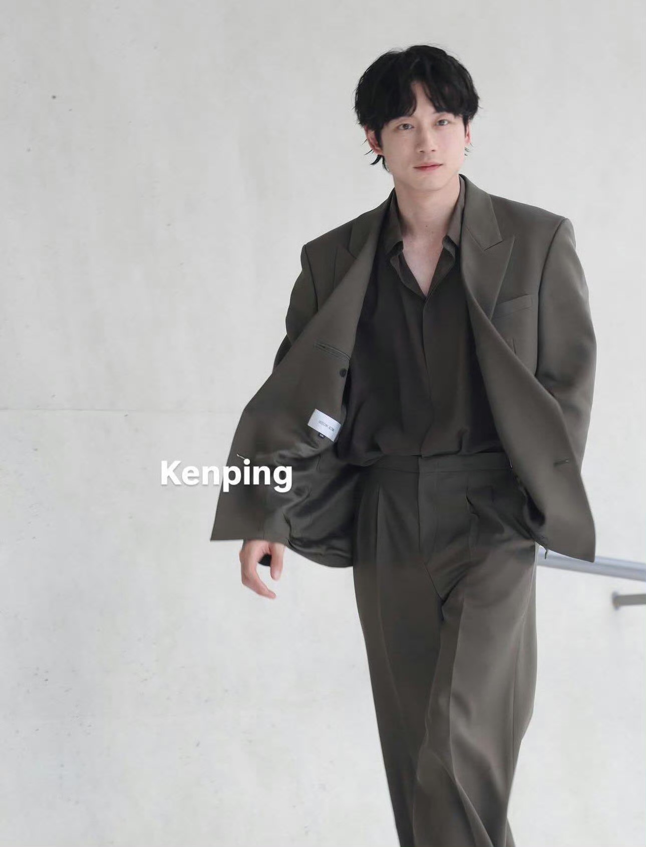 Hứa Quang Hán - Byeon Woo Seok quá bảnh, cùng nữ thần AI đổ bộ event của Gentle Monster- Ảnh 25. Hứa Quang Hán - Byeon Woo Seok quá bảnh, cùng nữ thần AI đổ bộ event của Gentle Monster- Ảnh 25.