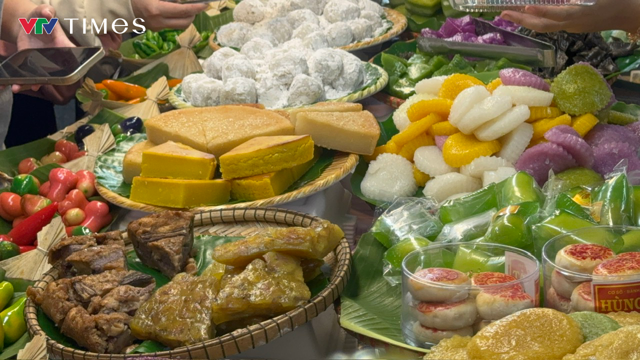 Người dân trải nghiệm trang trí nón lá, thử xay lúa tại Thảo Cầm Viên- Ảnh 8.