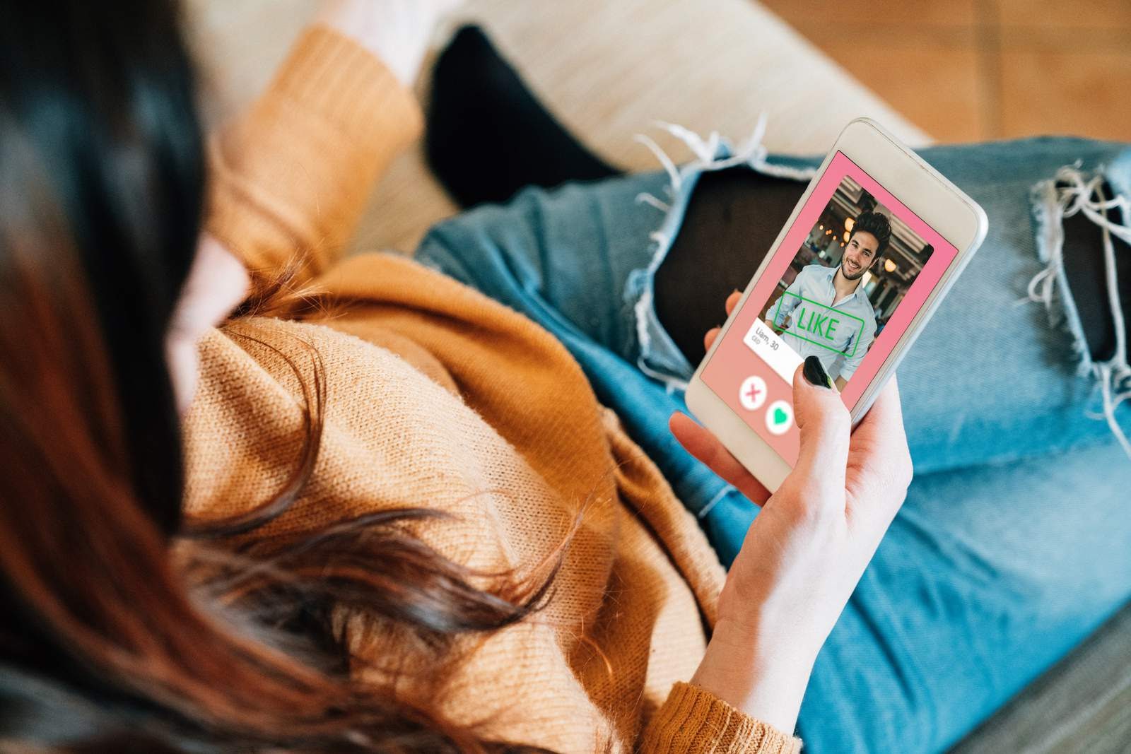 Đàn ông cao không tới 1m83 bị "loại thẳng tay" trên Tinder: "Cuộc chiến" tìm bạn đời ngày càng khốc liệt!- Ảnh 1. Đàn ông cao không tới 1m83 bị "loại thẳng tay" trên Tinder: "Cuộc chiến" tìm bạn đời ngày càng khốc liệt!- Ảnh 1.