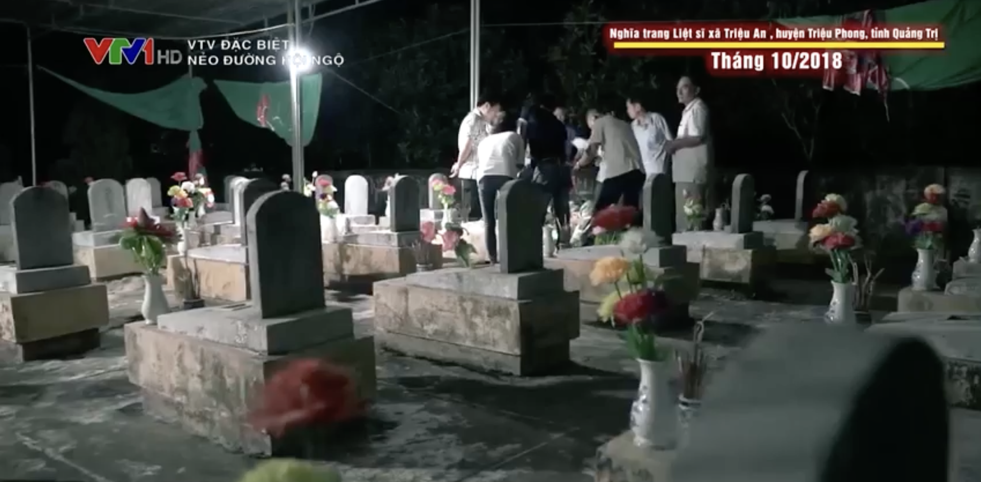 Xúc động khoảnh khắc mẹ già đón con liệt sĩ sau hơn 50 năm: "Giờ mẹ ở cái nhà to thế này đây. Con về rồi con nuôi mẹ làm cái nhà to hơn nhé?"- Ảnh 4.