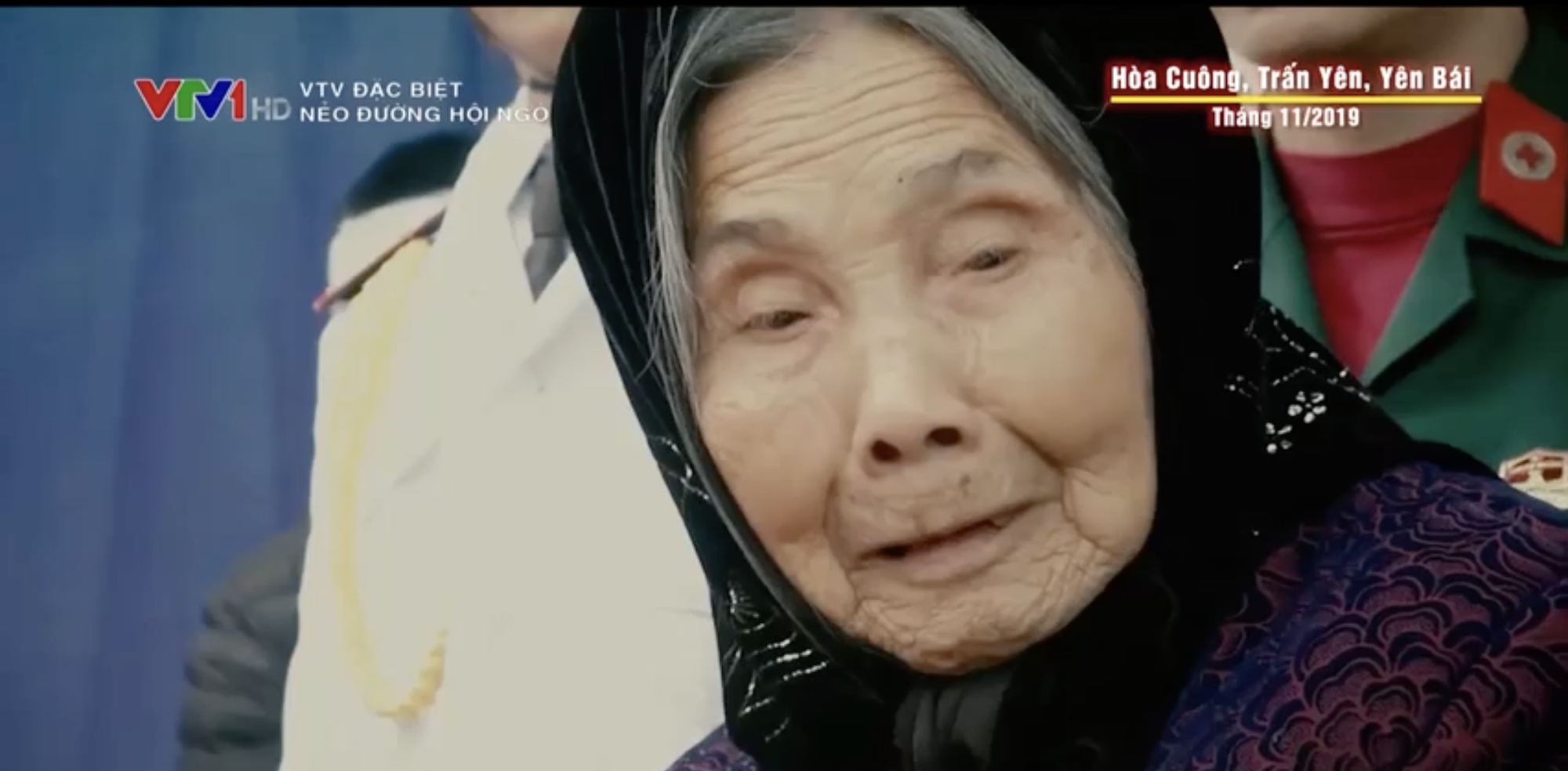 Xúc động khoảnh khắc mẹ già đón con liệt sĩ sau hơn 50 năm: "Giờ mẹ ở cái nhà to thế này đây. Con về rồi con nuôi mẹ làm cái nhà to hơn nhé?"- Ảnh 17.