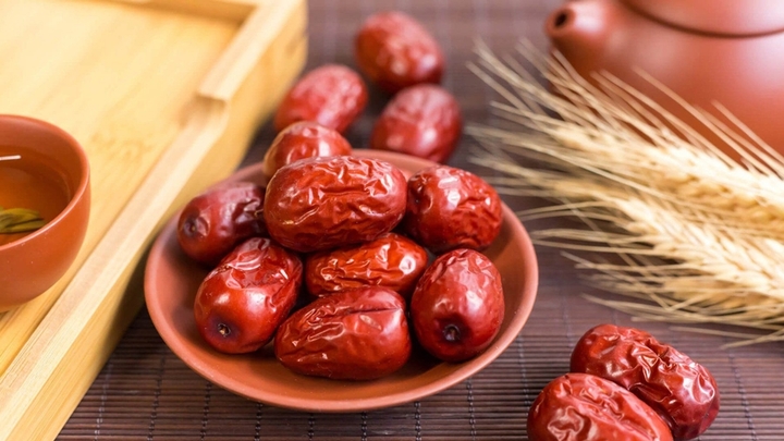 Mẹo chọn táo đỏ khô ngon- Ảnh 1.