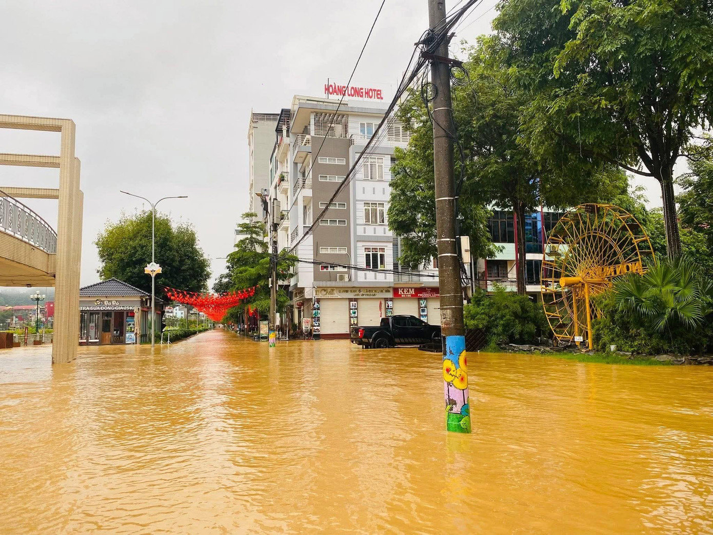 Hàng trăm hộ dân ở Cao Bằng chạy lũ xuyên đêm- Ảnh 3.