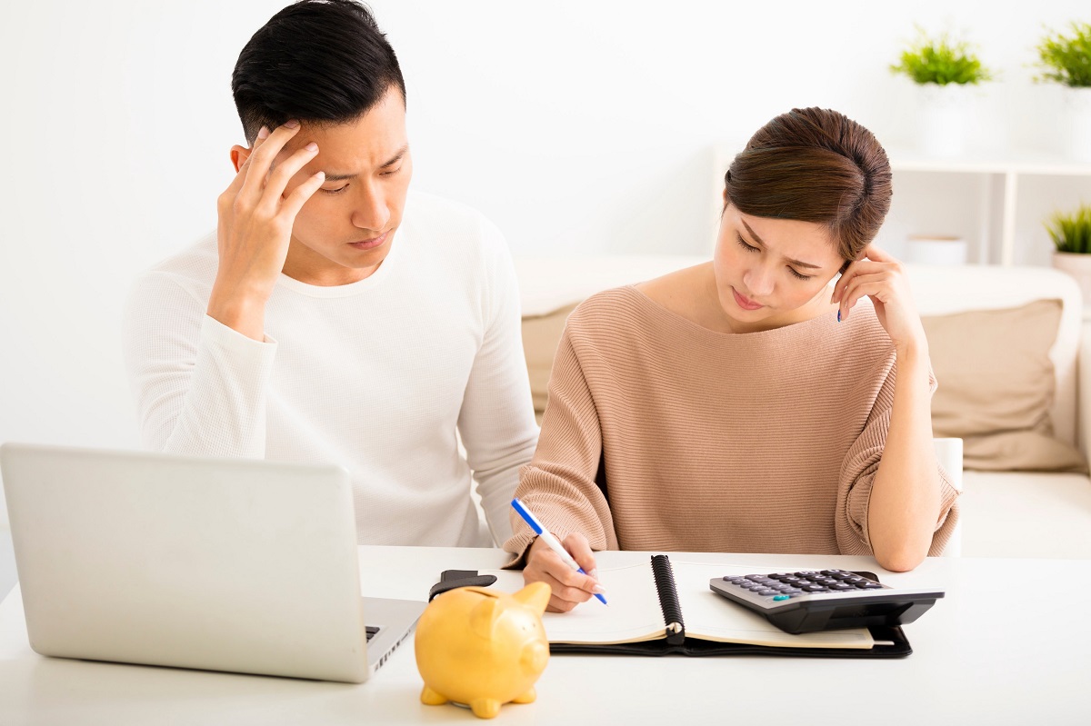 Chưa kịp vui vì mua căn nhà 8 tỷ, cặp vợ chồng sốc nặng khi biết sự thật phía sau: "Chúng tôi sẽ phải làm việc cả đời để trả nợ!"- Ảnh 1.