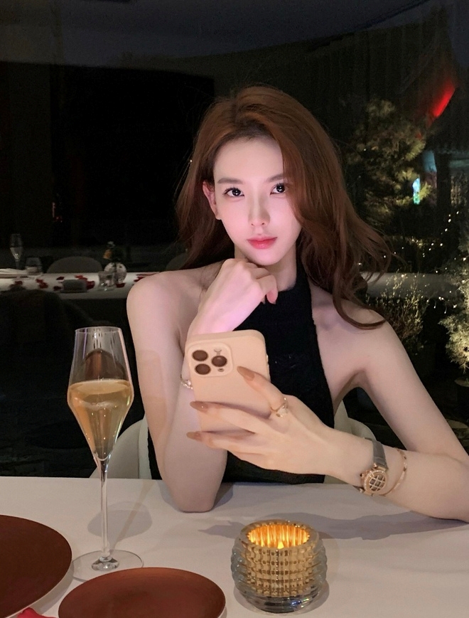 Ngoại hình 0% photoshop của mỹ nhân khiến 