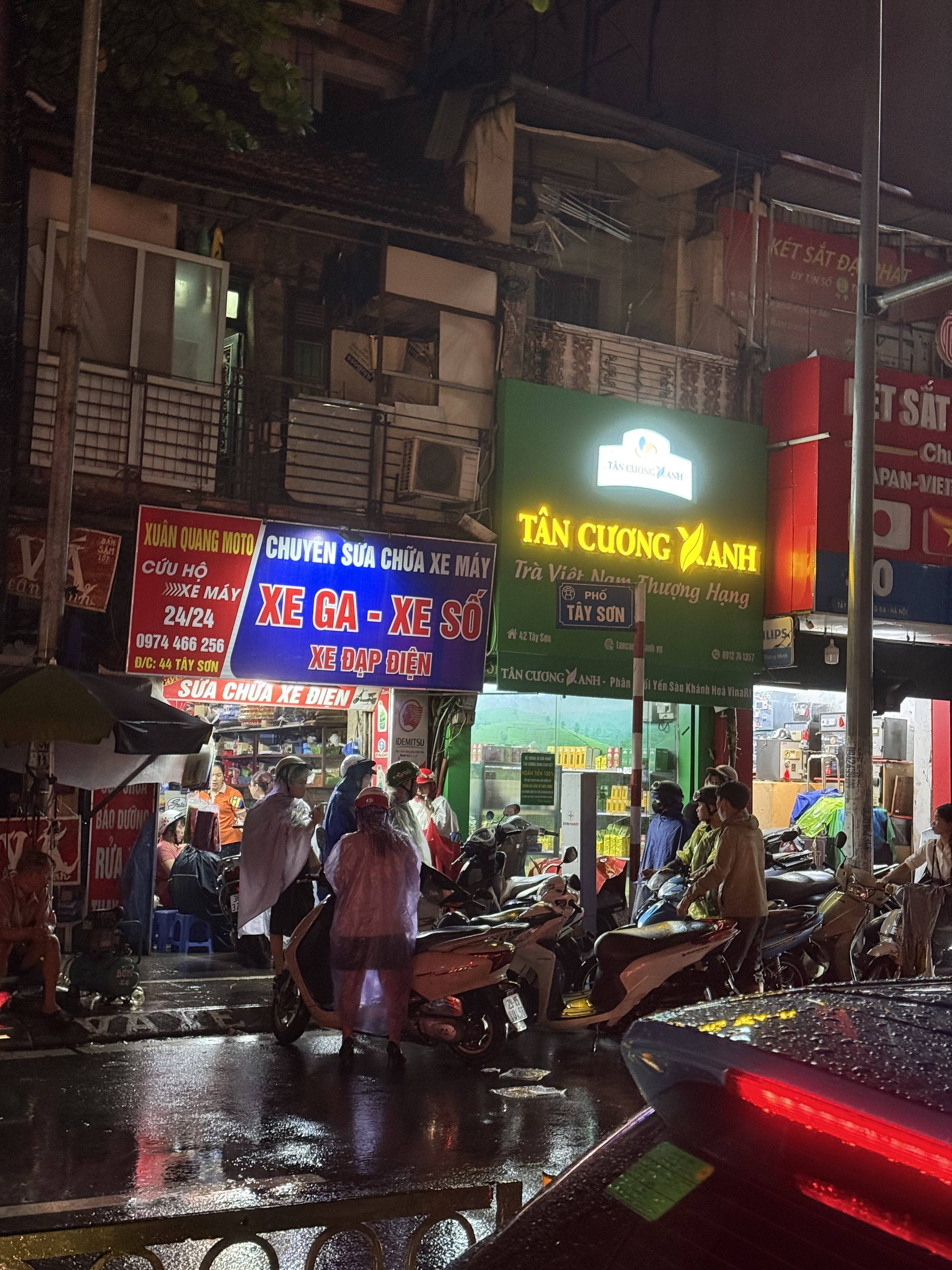 Nơi đông nhất Hà Nội lúc này- Ảnh 6.