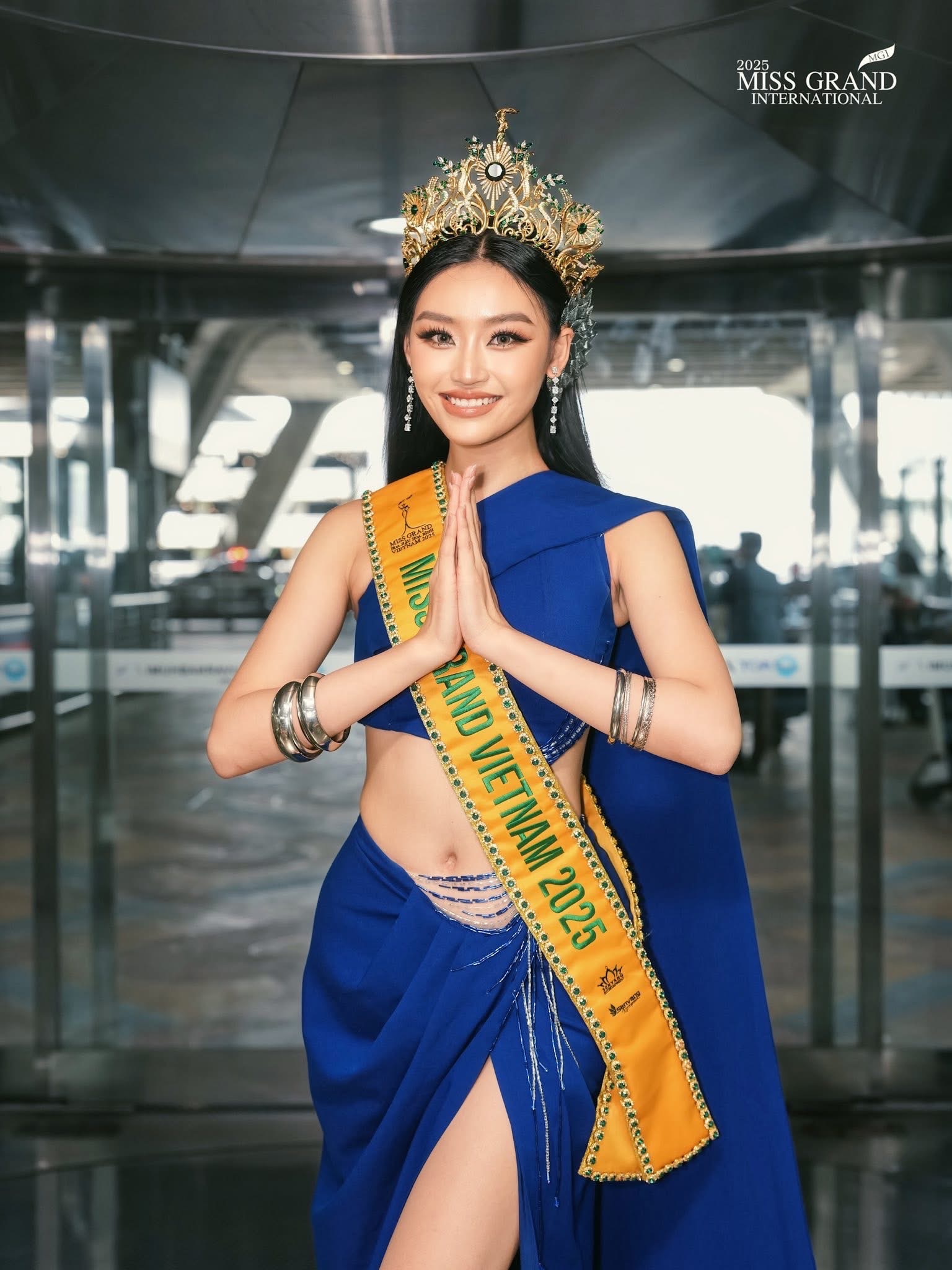 Bà Phạm Kim Dung công khai nhắc Hoa hậu Thuỳ Tiên trên livestream- Ảnh 1.