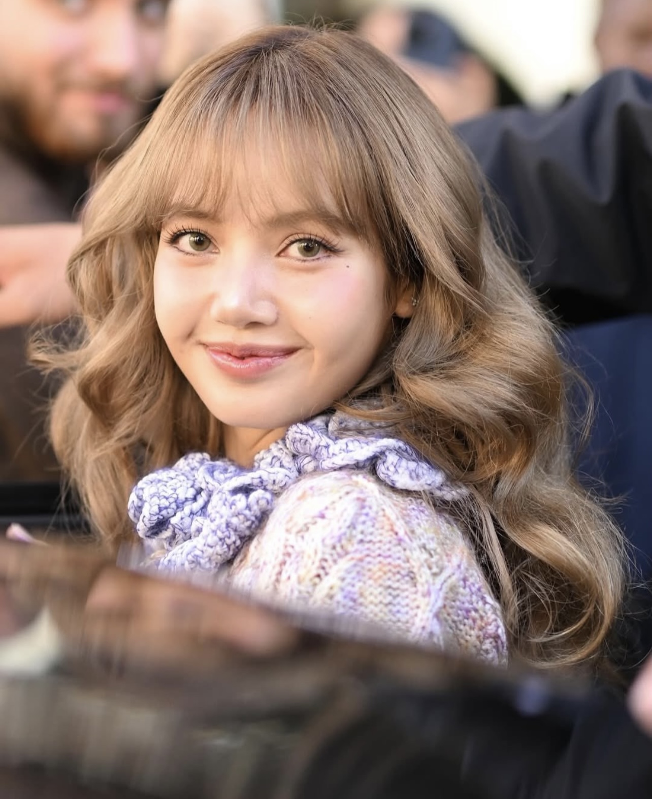 Lisa hôm nay là “búp bê sống”, cùng dàn sao khủng đổ bộ show Louis Vuitton- Ảnh 6.